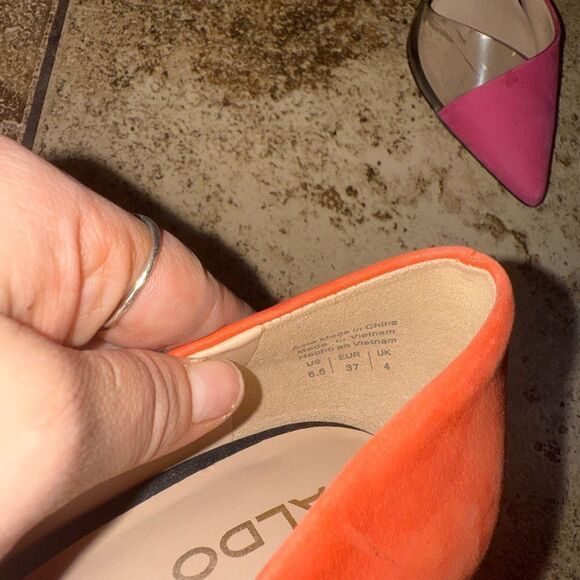 Aldo Pink and Orange Heels with Stiletto Heel and d'Orsay Cut - Picture 5 of 5